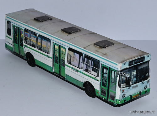 Сборная бумажная модель / scale paper model, papercraft ЛиАЗ-5256.25 №12398 в бело-зелёной окраске (Mungojerrie) 